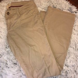 Hollister Khaki Pants 5 Short!